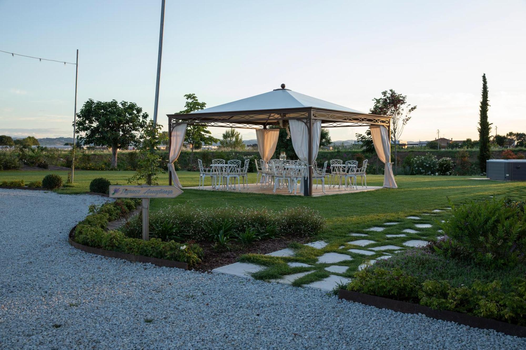 Agriturismo Borgonuovo Rimini Exterior photo